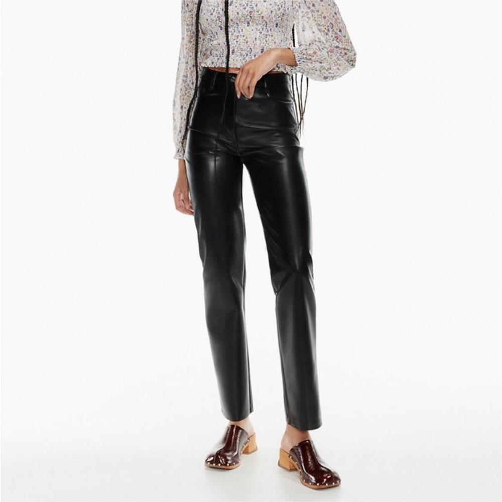 Aritzia Melina Straight Faux Leather Pant - Size 6